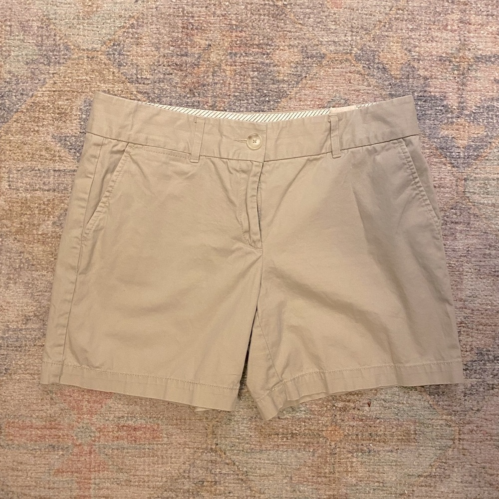 BOGO!! NWOT LOFT 100% Cotton 6” Inseam Classic Khaki Chino Shorts